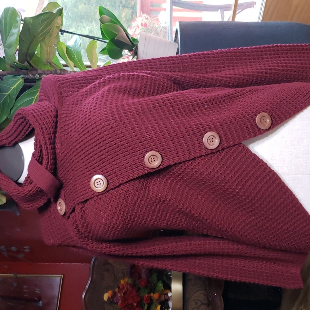 GRECEREE  SWEATER
